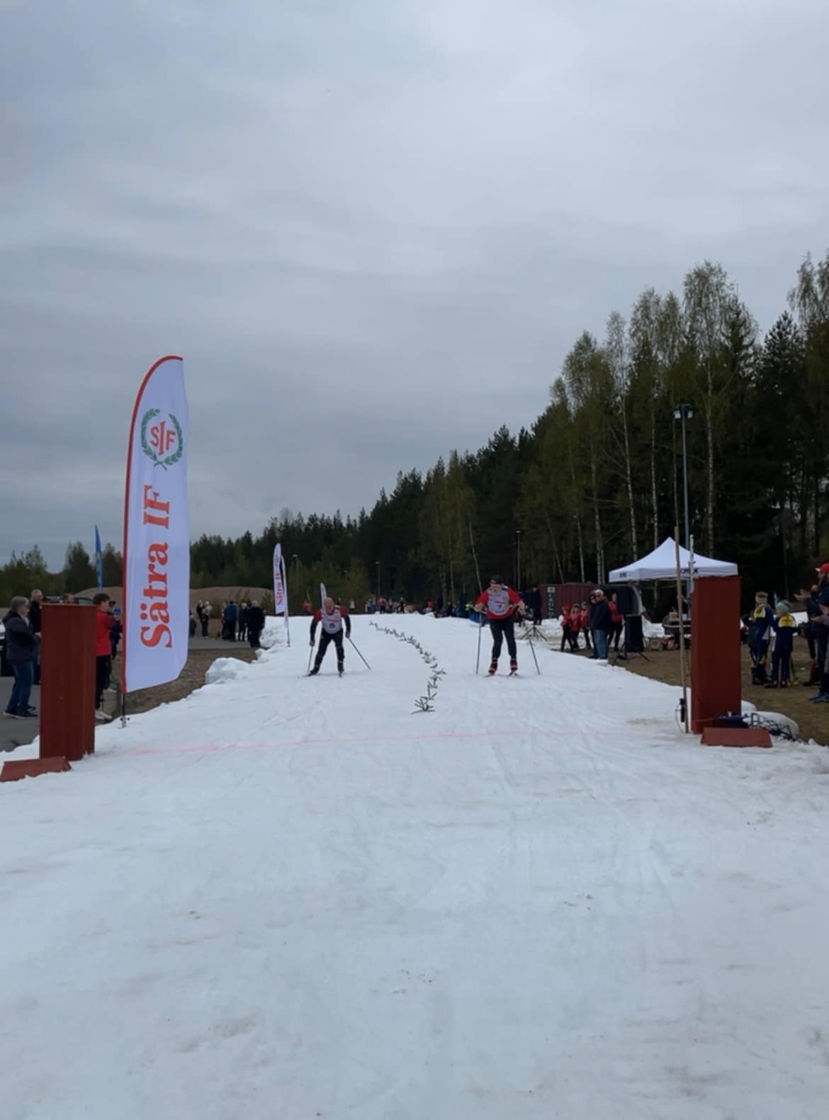 Klackberg i solsken